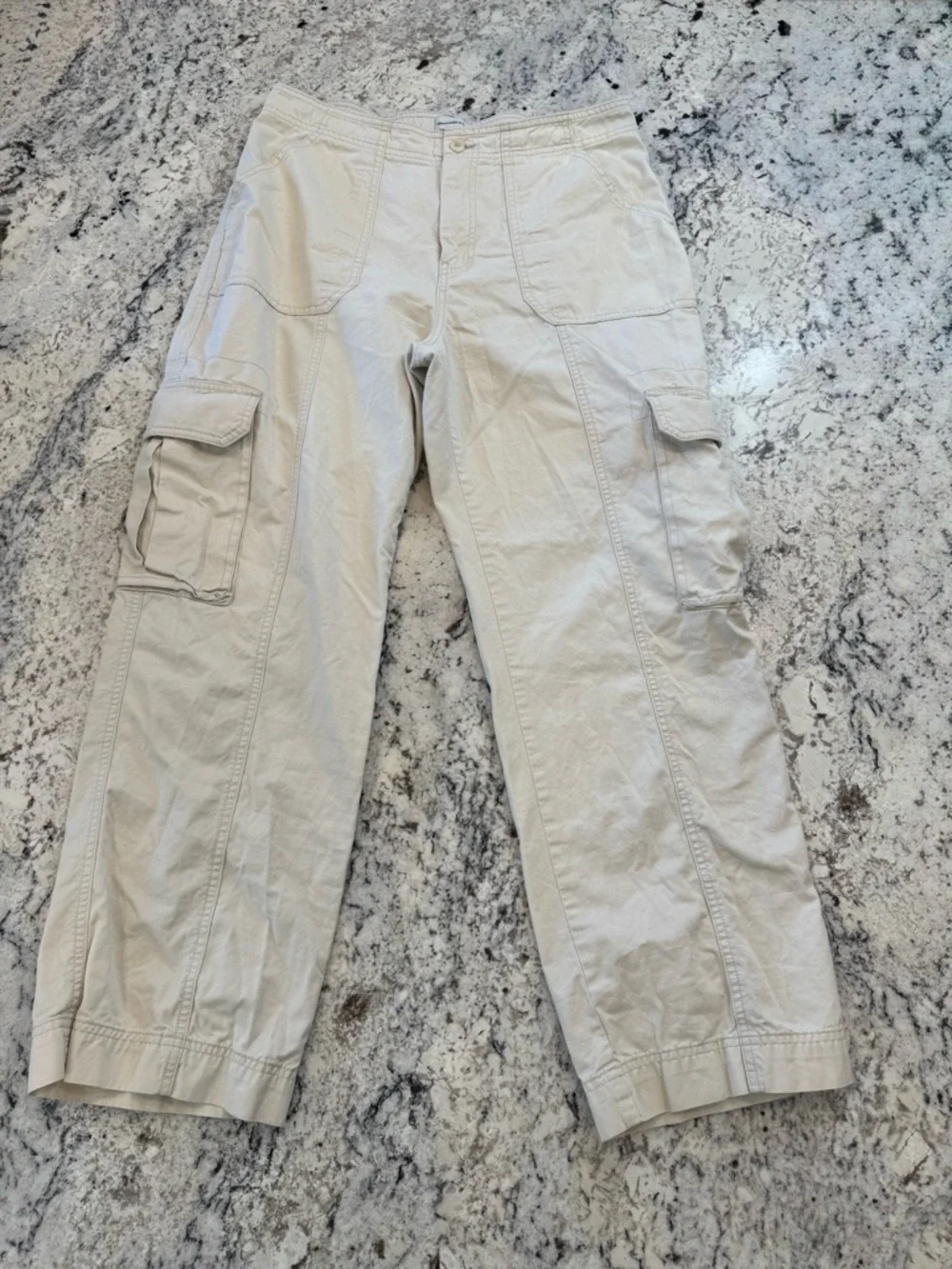 Abercrombie & Fitch Cream Cargo Pants Wide Leg Utility Size 12 - Picture 2 of 9